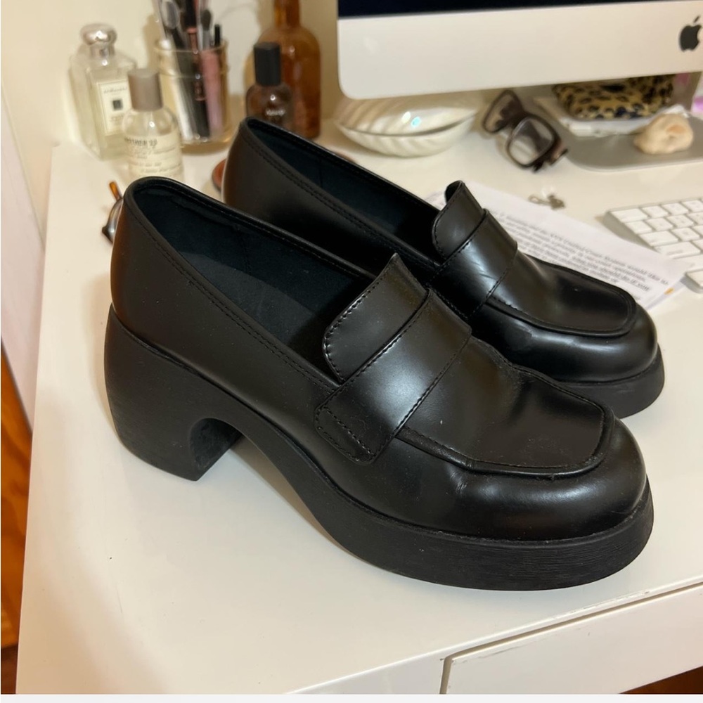 Camper Thelma Leather Healed Platform Loafers size 37/7